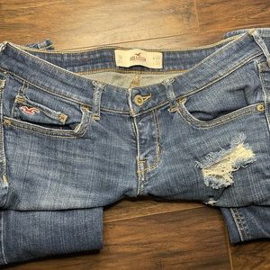 Hollister California Ripped Jeans, Size 28